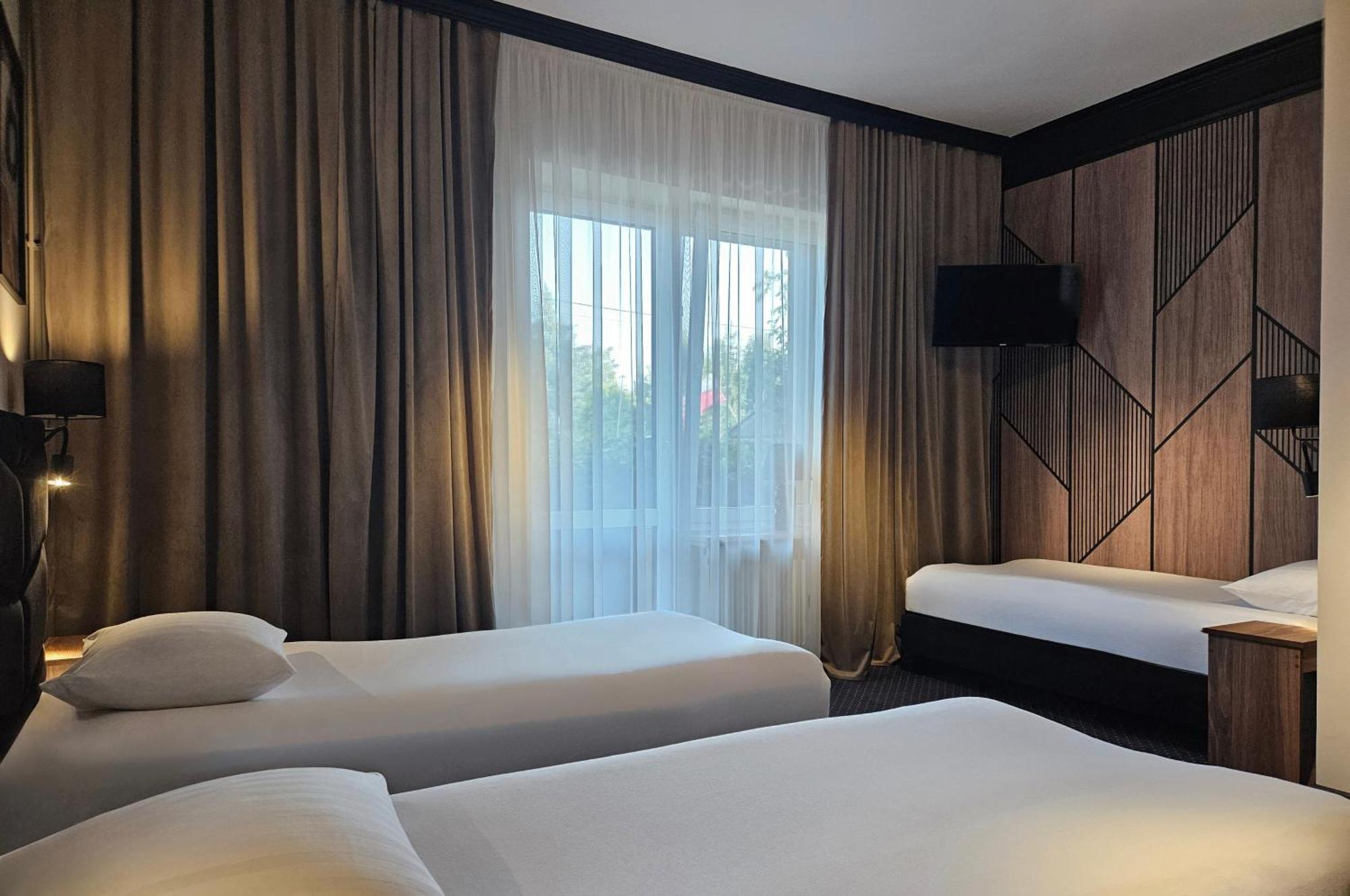 Pirs Bed & Breakfast 2*